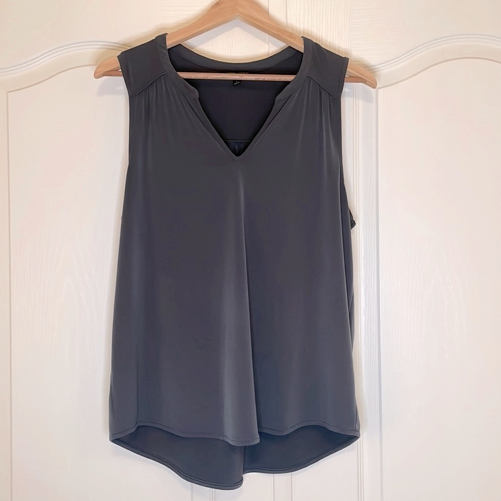 Banana Republic Grey Sleeveless Top